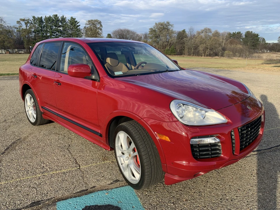 2009 Porsche 955/957 Cayenne GTS - Image 11 of 31