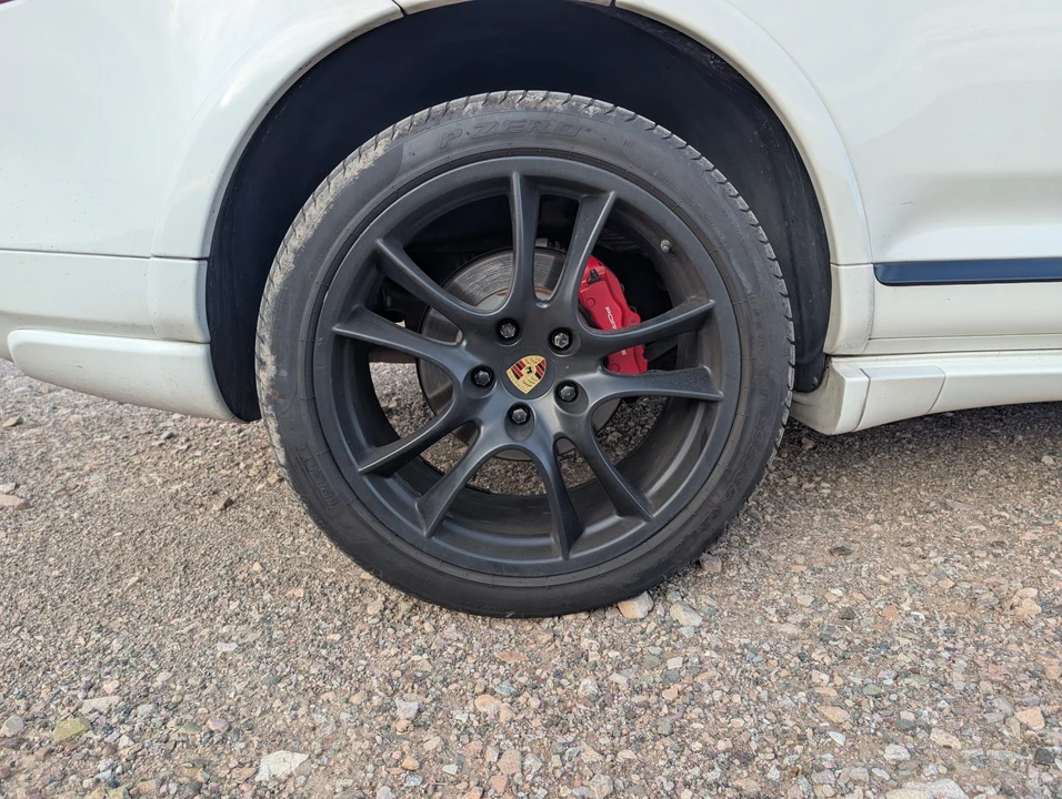 2009 Porsche 955/957 Cayenne GTS - Image 18 of 31