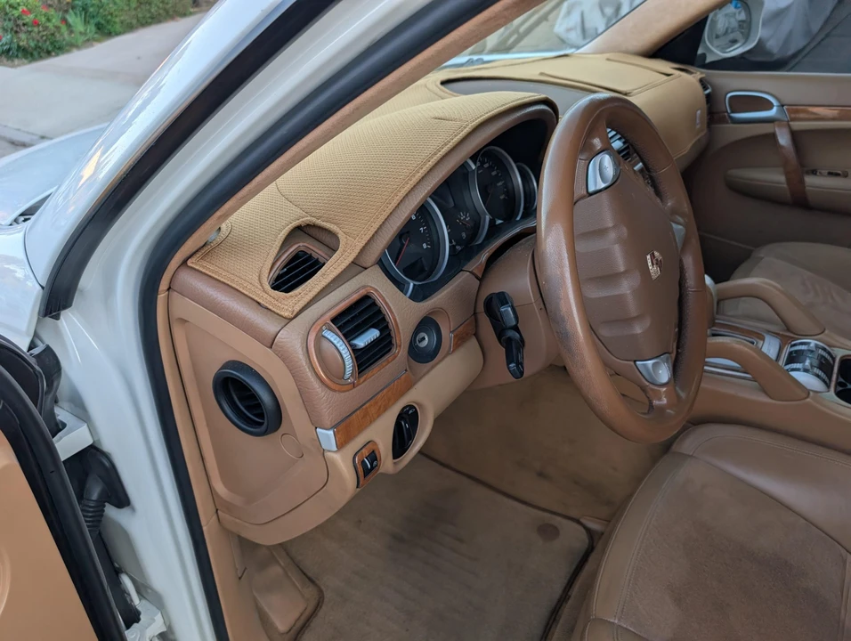 2009 Porsche 955/957 Cayenne GTS - Image 30 of 31