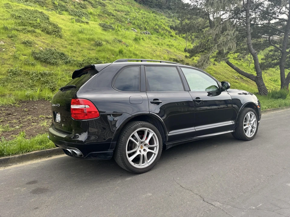 2009 Porsche 955/957 Cayenne GTS - Image 11 of 31