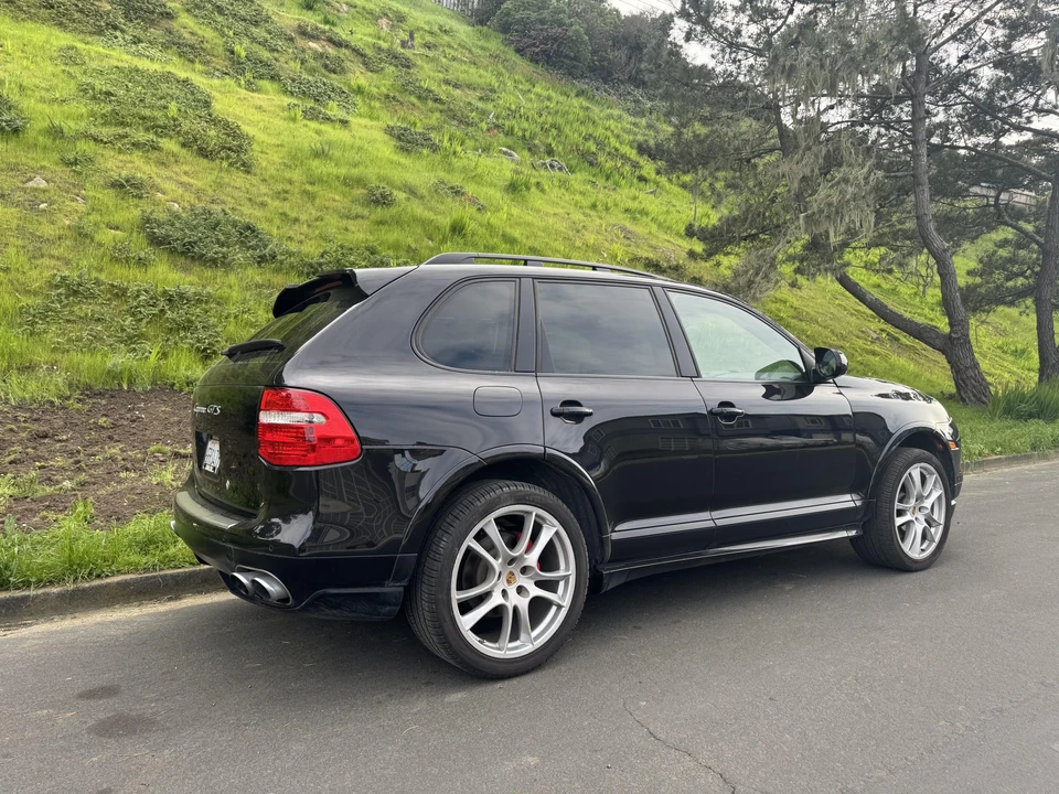 2009 Porsche 955/957 Cayenne GTS - Image 12 of 31