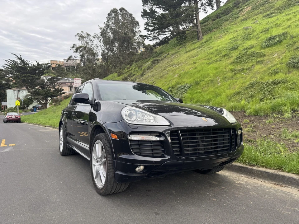 2009 Porsche 955/957 Cayenne GTS - Image 16 of 31
