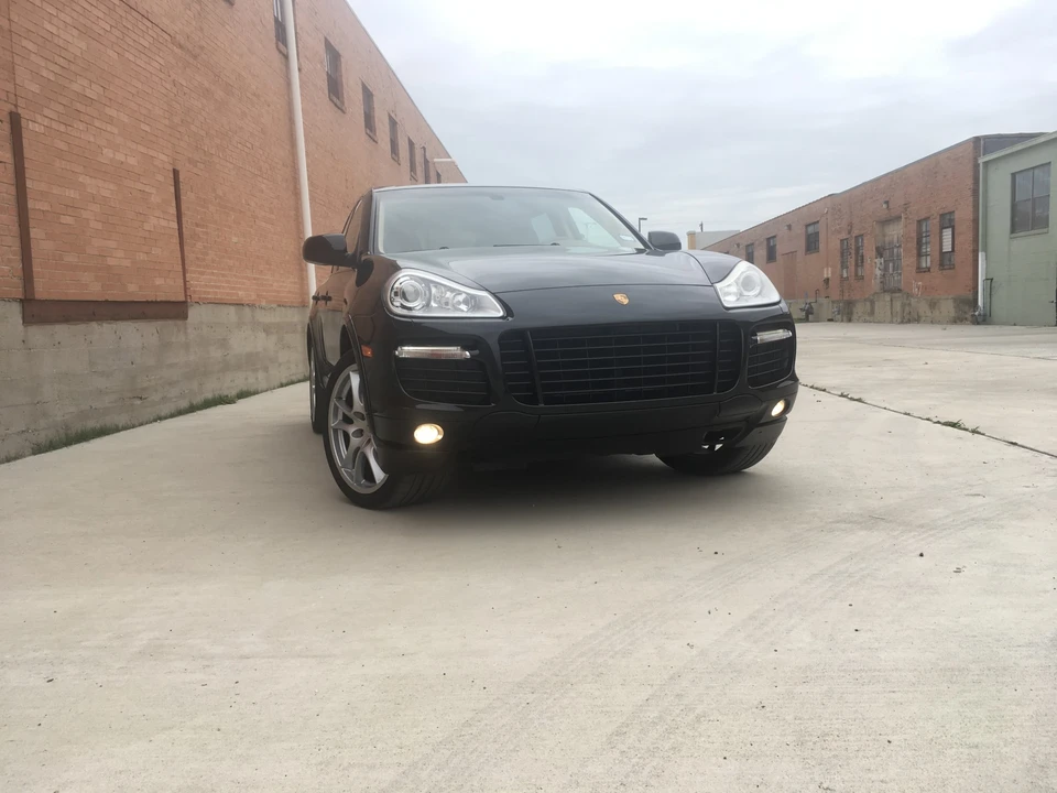 2009 Porsche 955/957 Cayenne GTS - Image 14 of 31