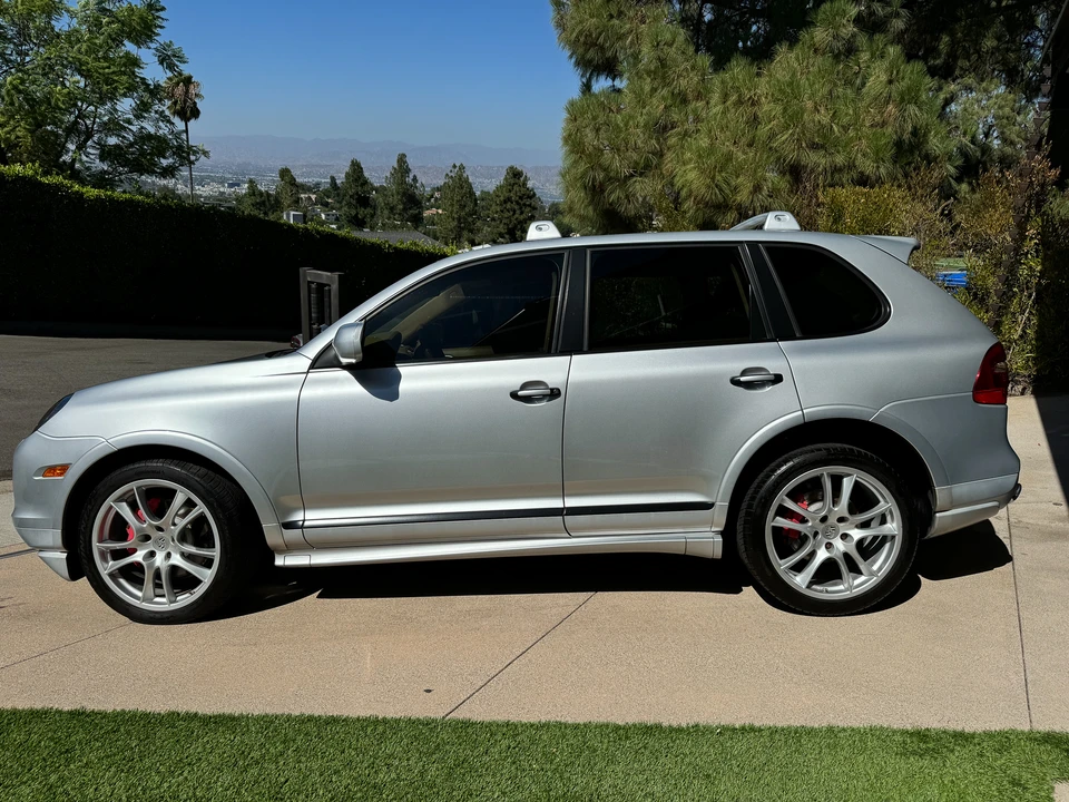 2009 Porsche 955/957 Cayenne GTS - Image 17 of 31
