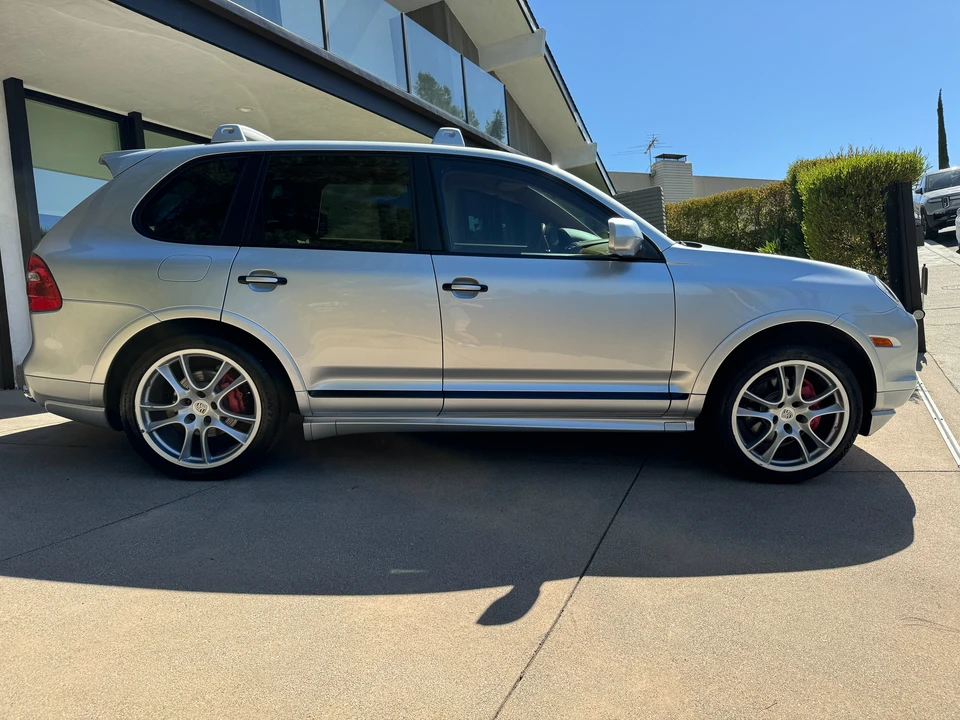 2009 Porsche 955/957 Cayenne GTS - Image 18 of 31