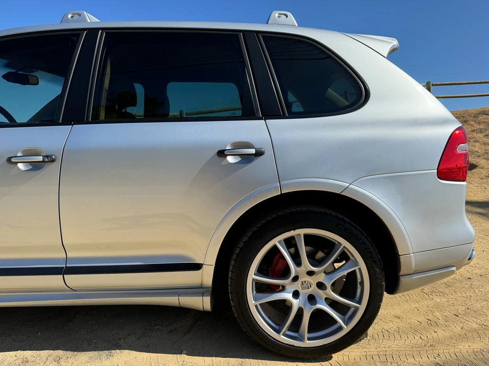 2009 Porsche 955/957 Cayenne GTS - Image 24 of 31