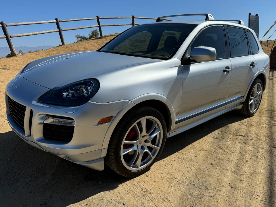 2009 Porsche 955/957 Cayenne GTS - Image 2 of 31