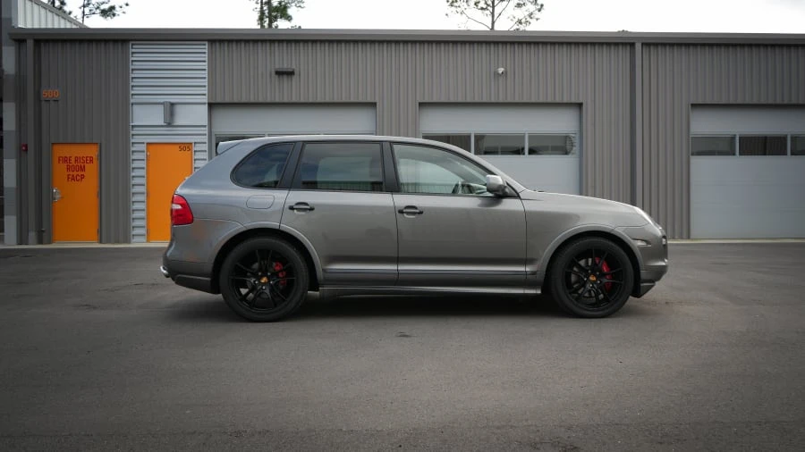 2009 Porsche 955/957 Cayenne GTS - Image 2 of 25