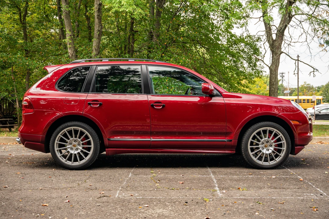 2009 Porsche 955/957 Cayenne GTS - Image 16 of 31