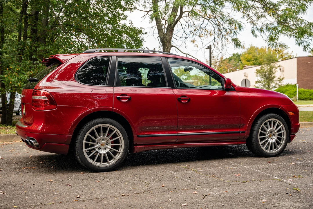 2009 Porsche 955/957 Cayenne GTS - Image 15 of 31