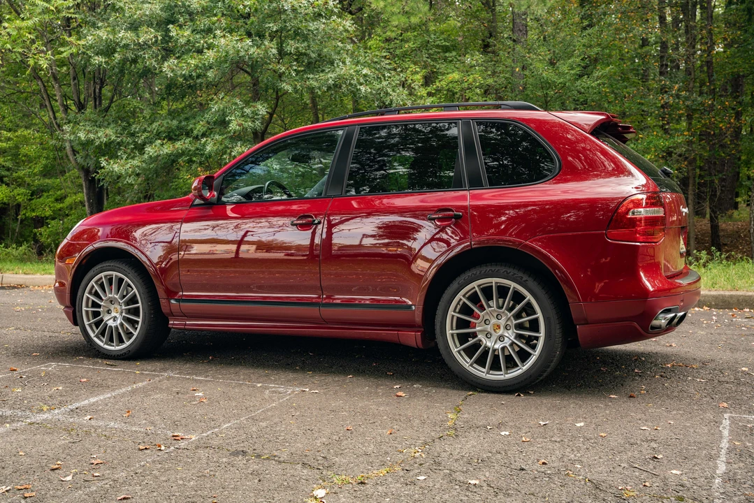 2009 Porsche 955/957 Cayenne GTS - Image 10 of 31