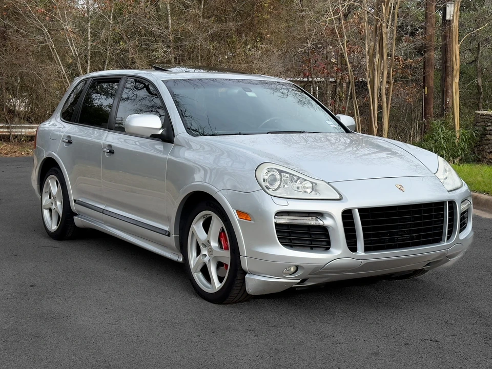2009 Porsche 955/957 Cayenne GTS - Image 8 of 31