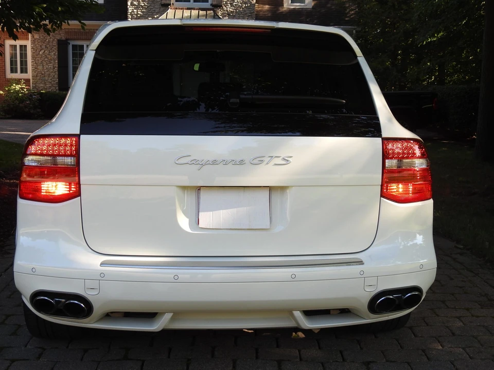 2009 Porsche 955/957 Cayenne GTS - Image 14 of 31