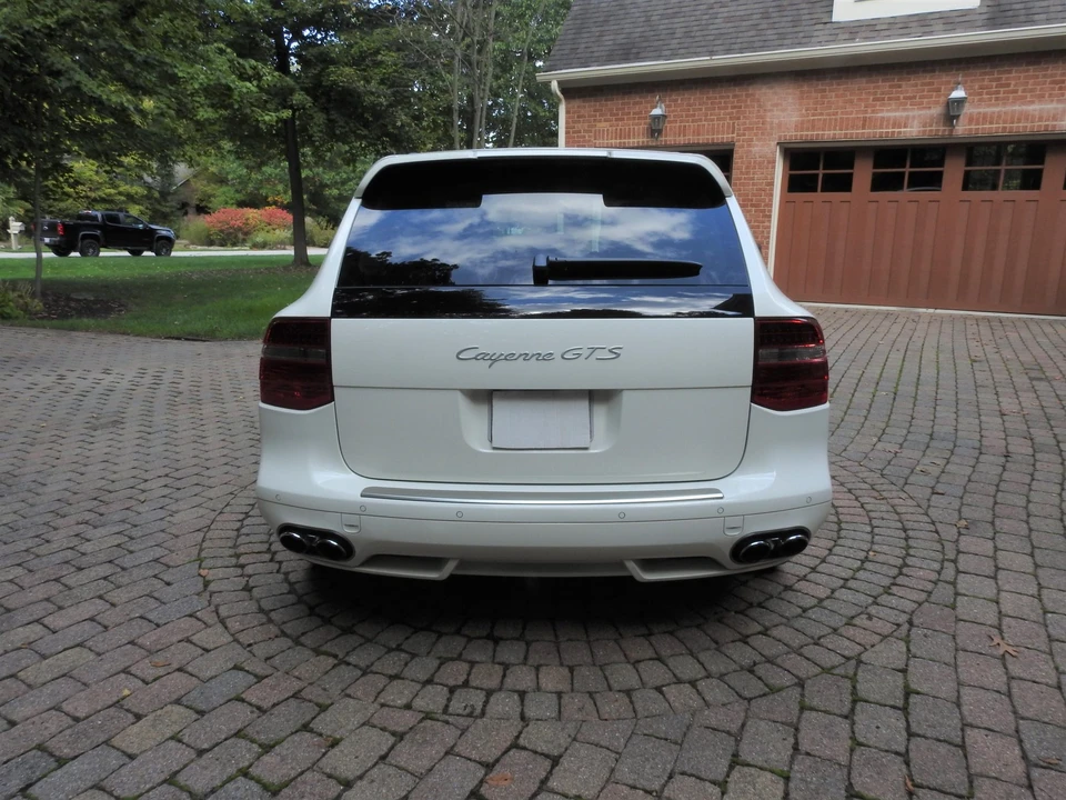 2009 Porsche 955/957 Cayenne GTS - Image 12 of 31
