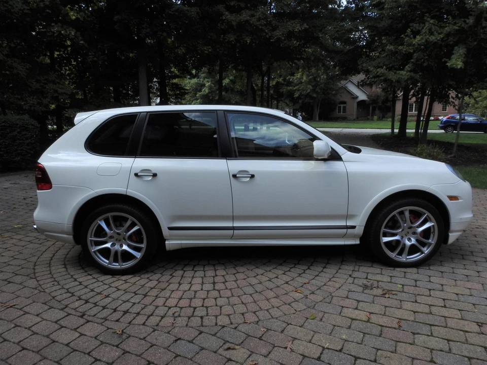 2009 Porsche 955/957 Cayenne GTS - Image 16 of 31