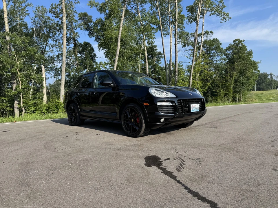 2009 Porsche 955/957 Cayenne GTS - Image 13 of 31