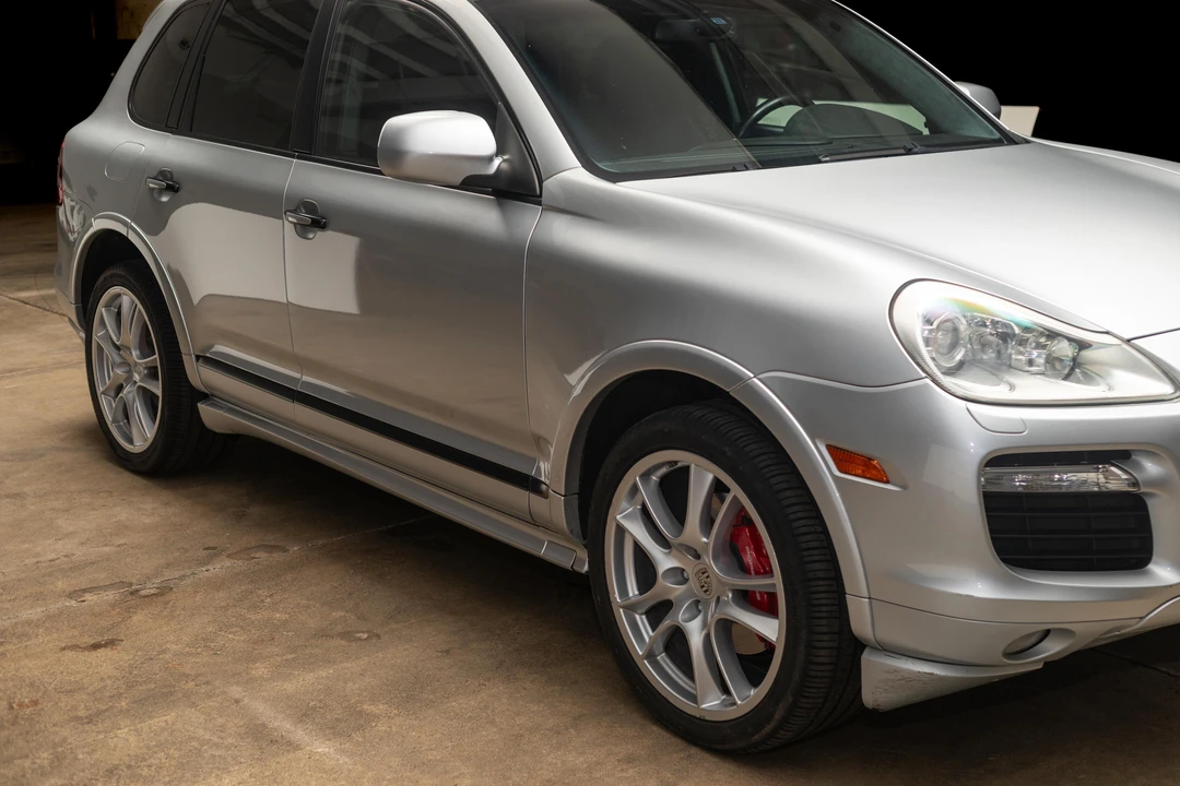 2009 Porsche 955/957 Cayenne GTS - Image 14 of 31