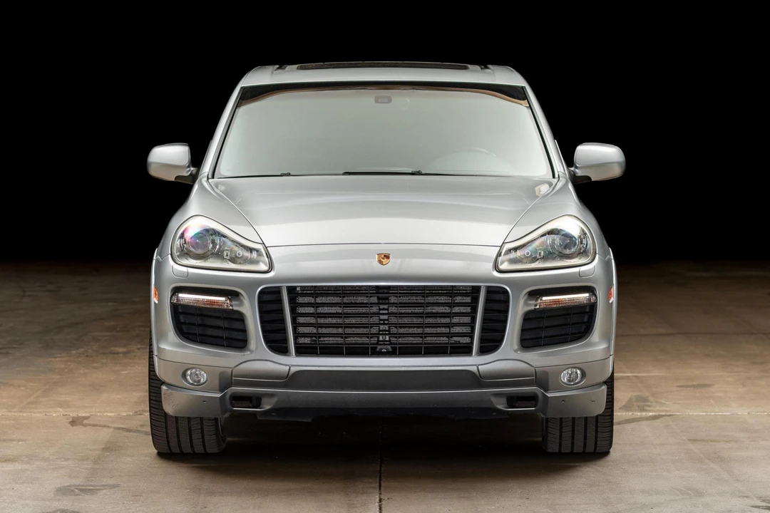 2009 Porsche 955/957 Cayenne GTS - Image 2 of 31