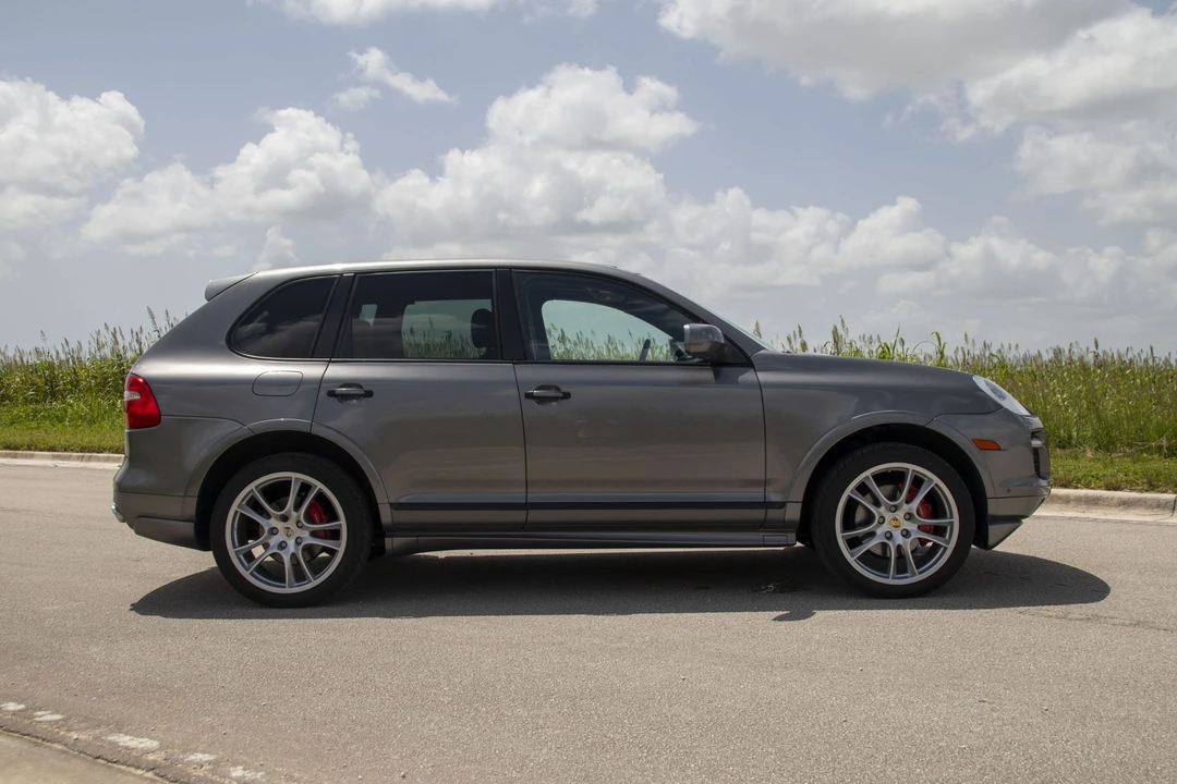 2009 Porsche 955/957 Cayenne GTS - Image 28 of 31