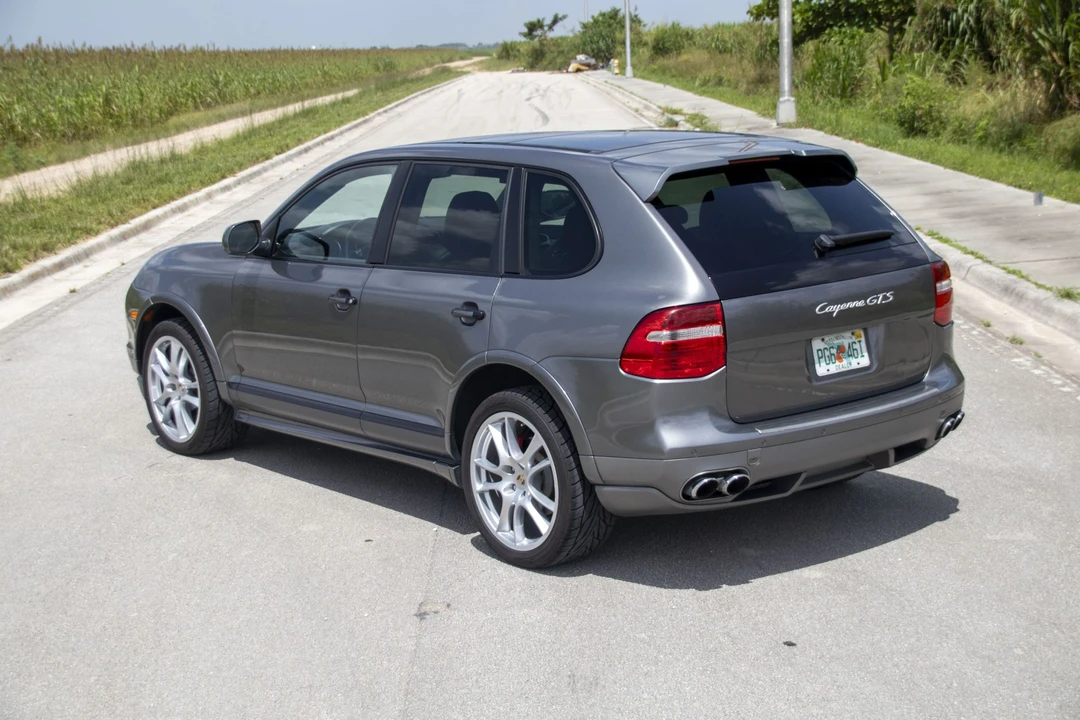 2009 Porsche 955/957 Cayenne GTS - Image 11 of 31
