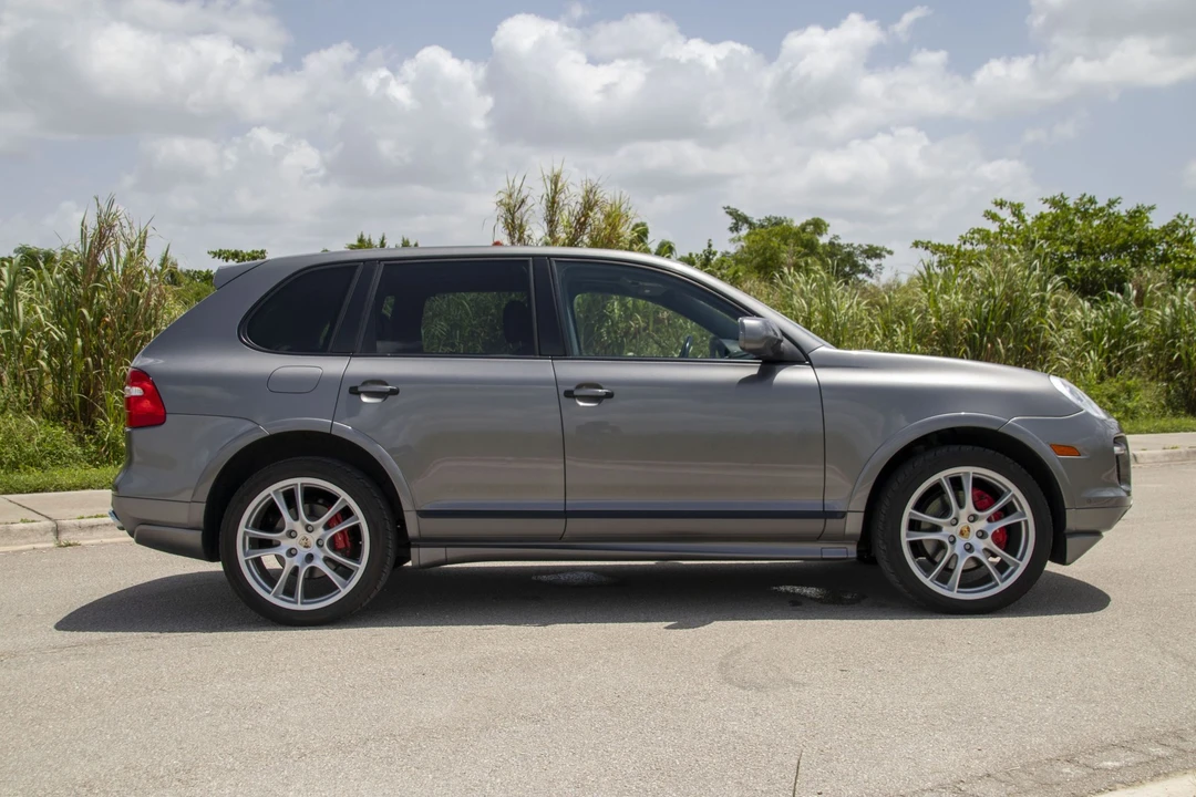 2009 Porsche 955/957 Cayenne GTS - Image 29 of 31
