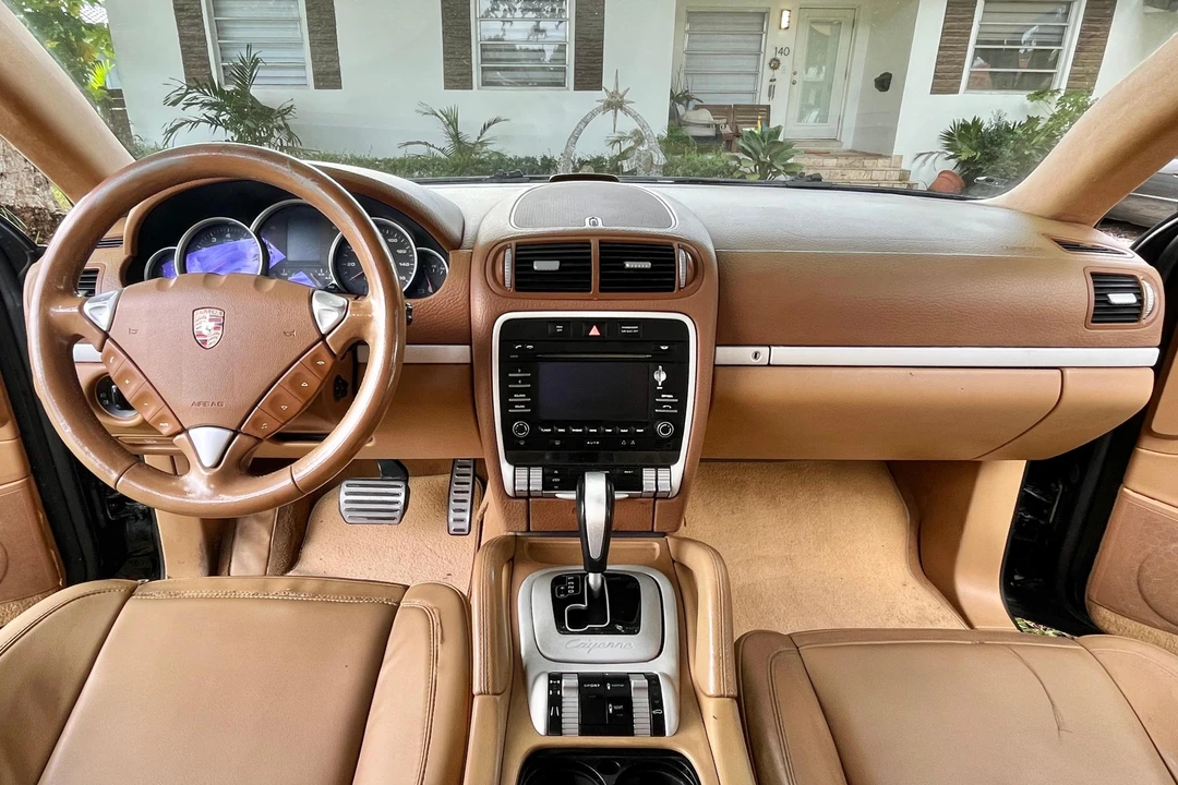 2009 Porsche 955/957 Cayenne GTS - Image 24 of 31