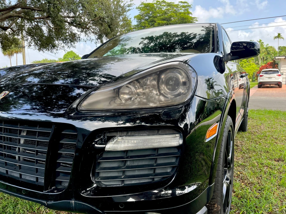 2009 Porsche 955/957 Cayenne GTS - Image 13 of 31