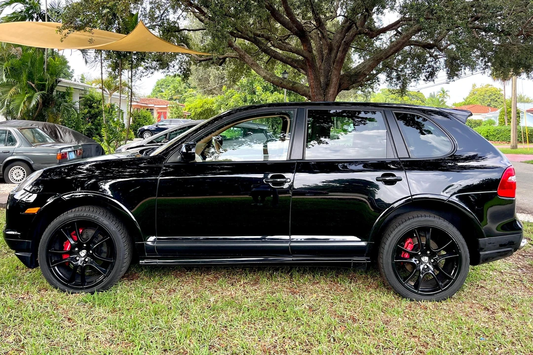 2009 Porsche 955/957 Cayenne GTS - Image 3 of 31