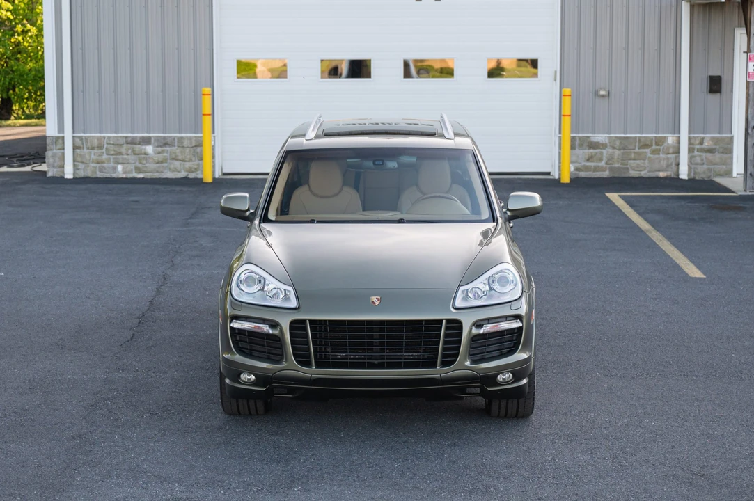 2009 Porsche 955/957 Cayenne GTS - Image 11 of 31