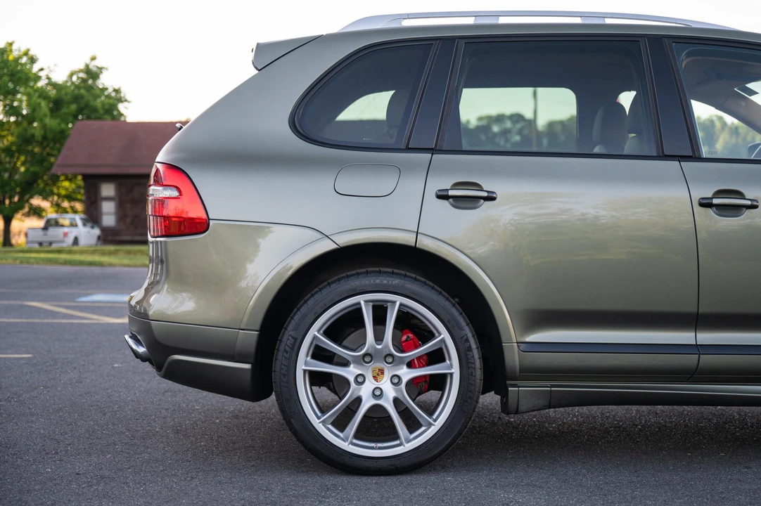 2009 Porsche 955/957 Cayenne GTS - Image 21 of 31