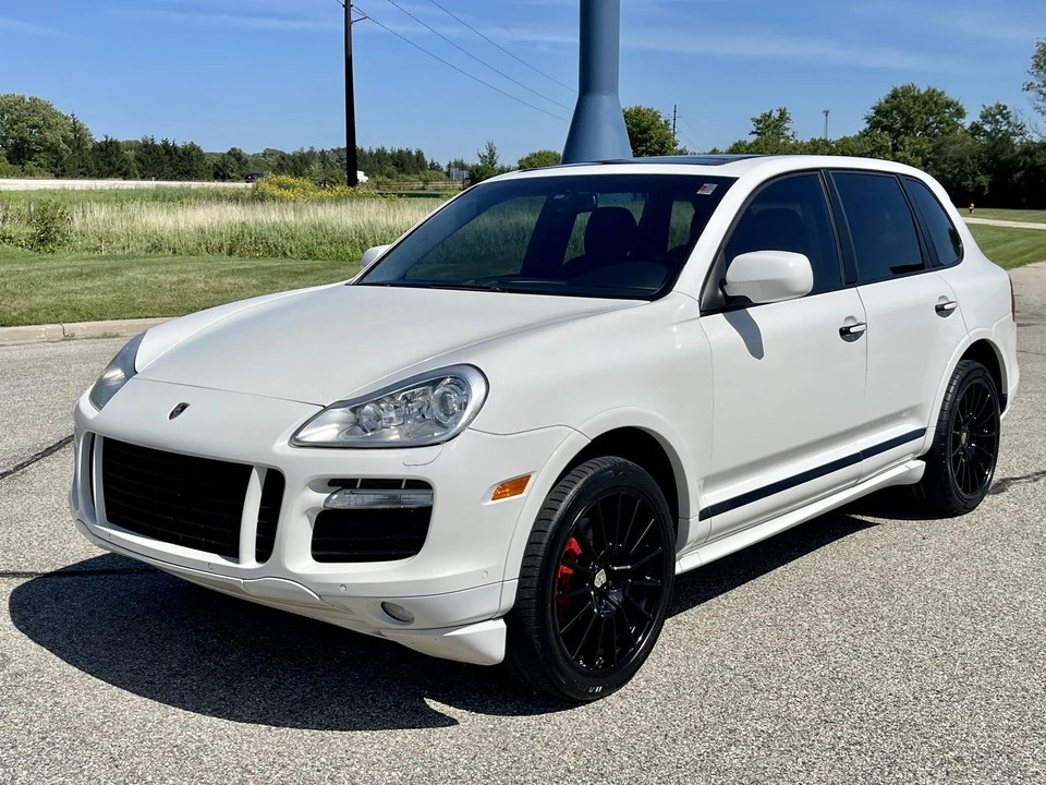 2009 Porsche 955/957 Cayenne GTS - Image 4 of 31