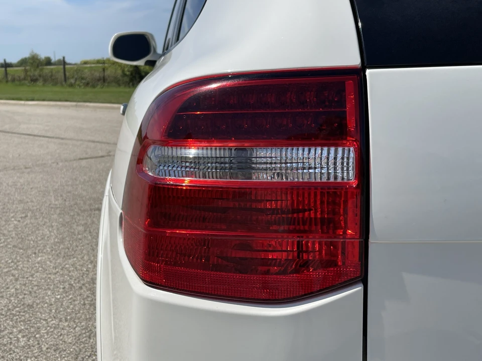 2009 Porsche 955/957 Cayenne GTS - Image 27 of 31