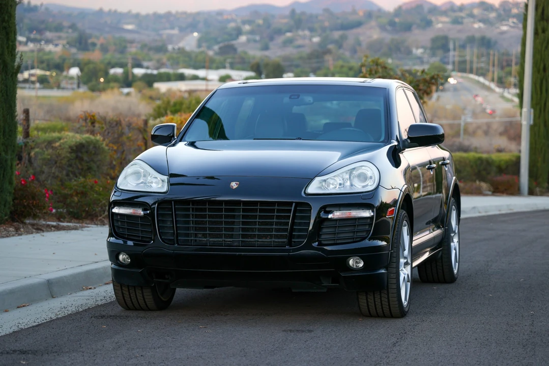 2009 Porsche 955/957 Cayenne GTS - Image 14 of 31