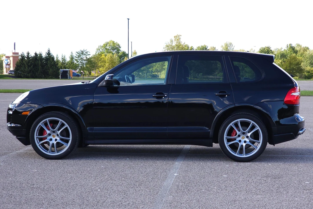 2009 Porsche 955/957 Cayenne GTS - Image 3 of 31