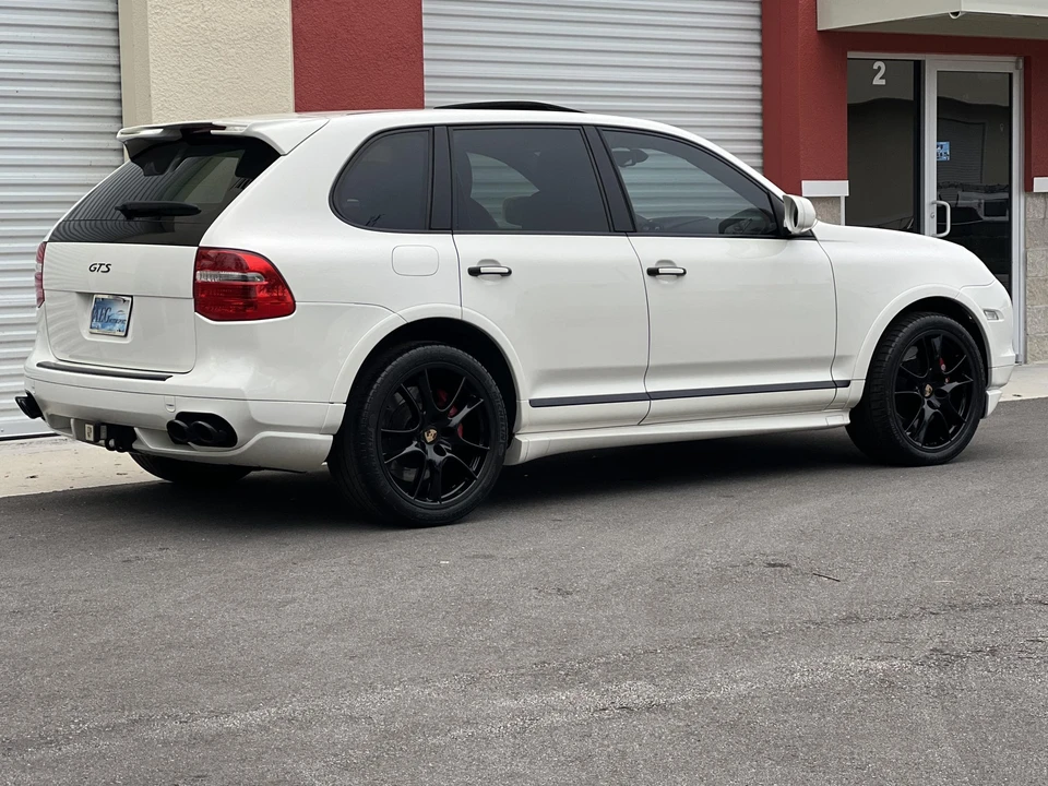 2009 Porsche 955/957 Cayenne GTS - Image 28 of 31