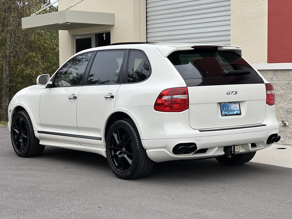 2009 Porsche 955/957 Cayenne GTS - Image 16 of 31