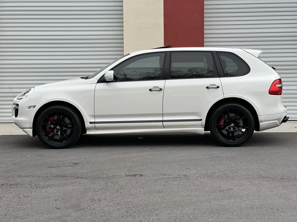 2009 Porsche 955/957 Cayenne GTS - Image 11 of 31