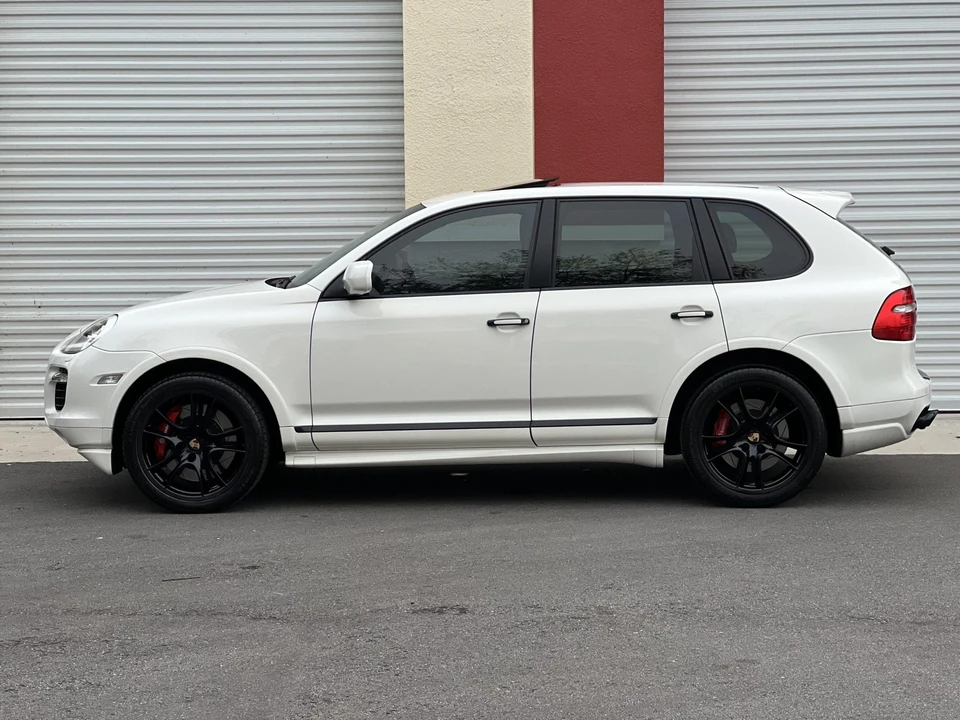 2009 Porsche 955/957 Cayenne GTS - Image 10 of 31