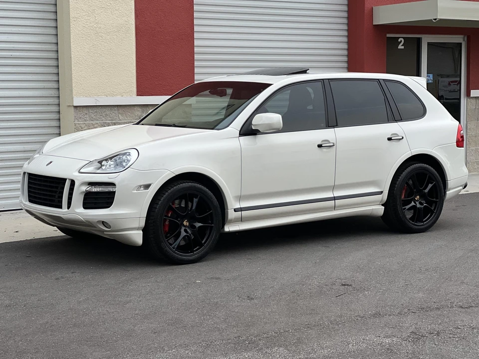 2009 Porsche 955/957 Cayenne GTS - Image 5 of 31
