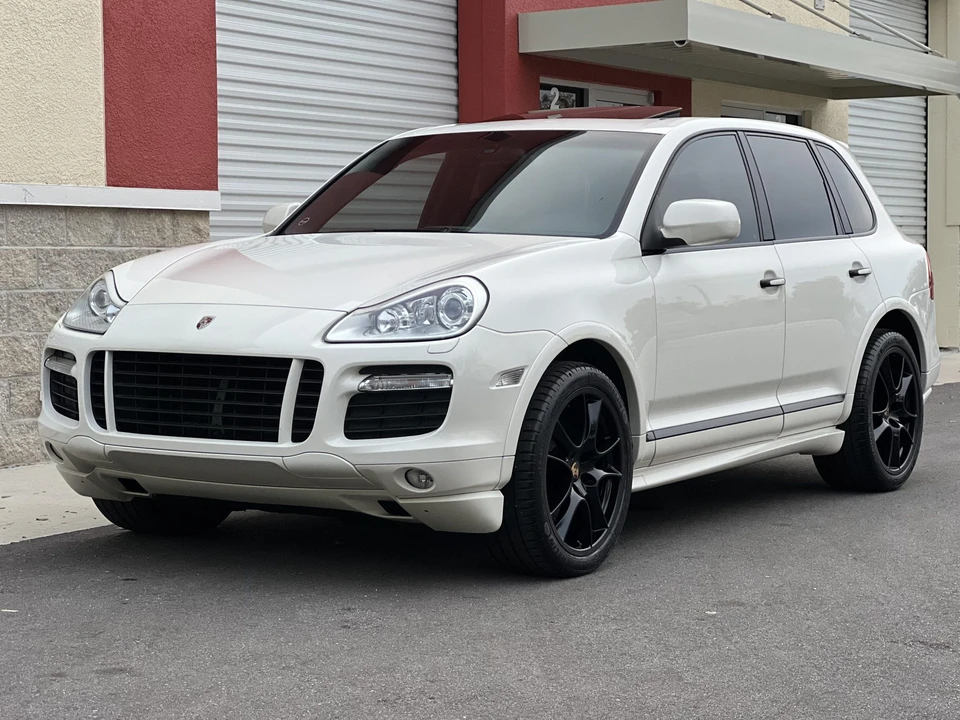 2009 Porsche 955/957 Cayenne GTS - Image 4 of 31