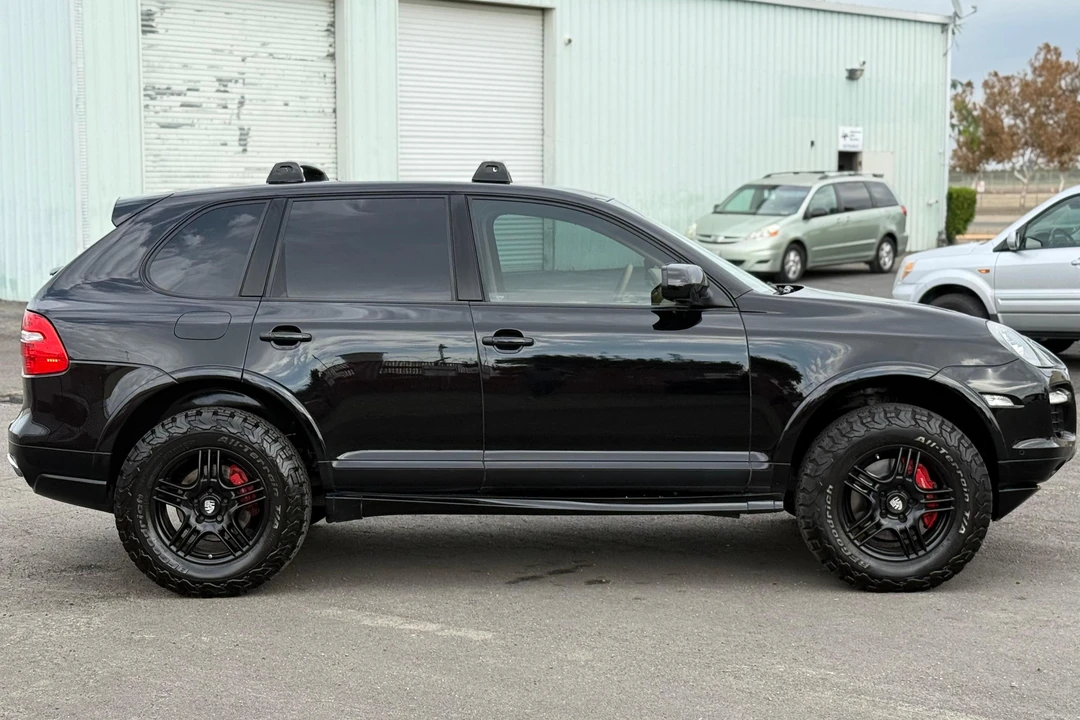 2009 Porsche 955/957 Cayenne GTS - Image 3 of 31