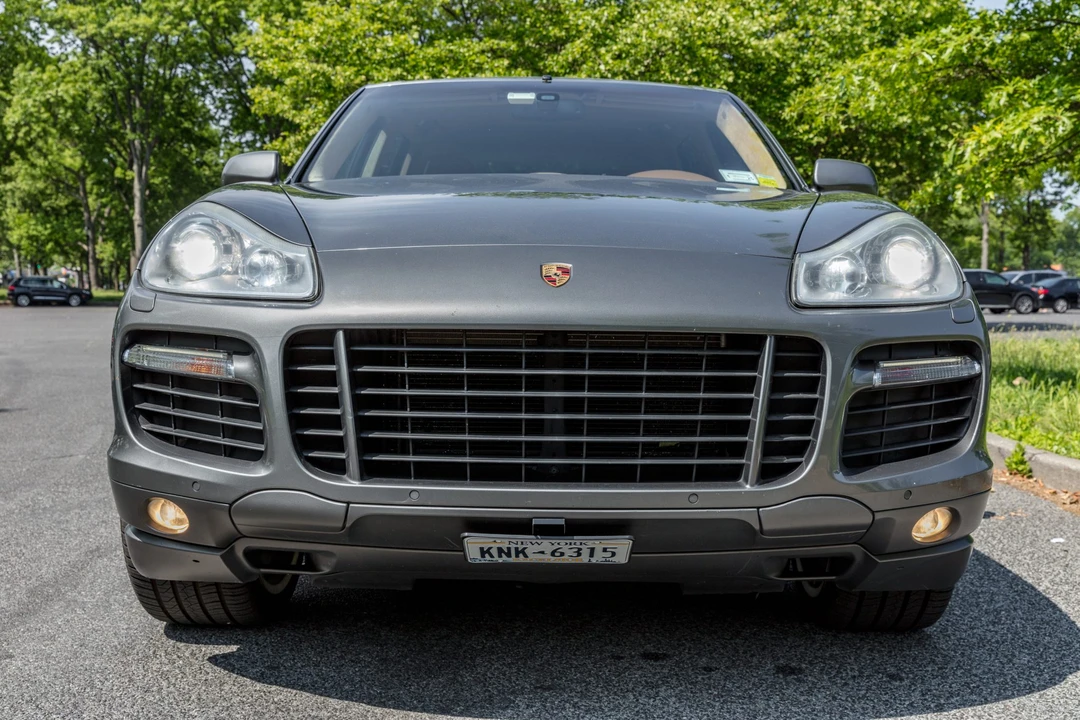 2009 Porsche 955/957 Cayenne GTS - Image 10 of 31