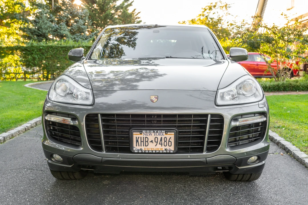 2009 Porsche 955/957 Cayenne GTS - Image 11 of 31