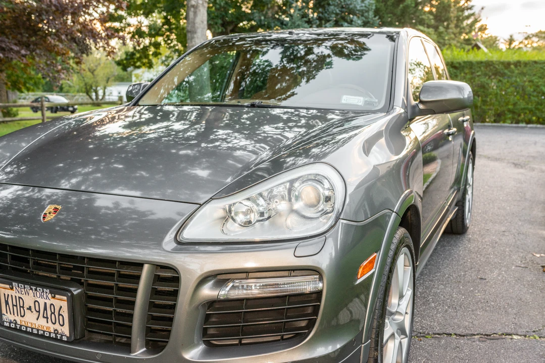 2009 Porsche 955/957 Cayenne GTS - Image 14 of 31
