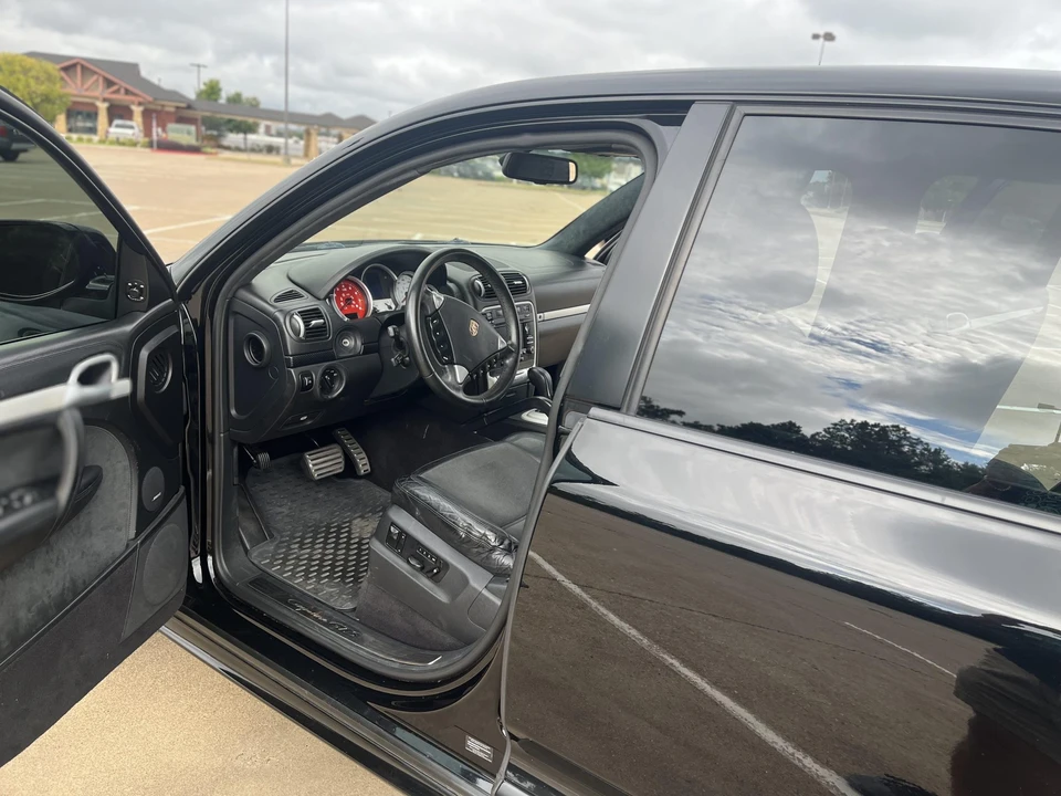 2009 Porsche 955/957 Cayenne GTS - Image 30 of 31