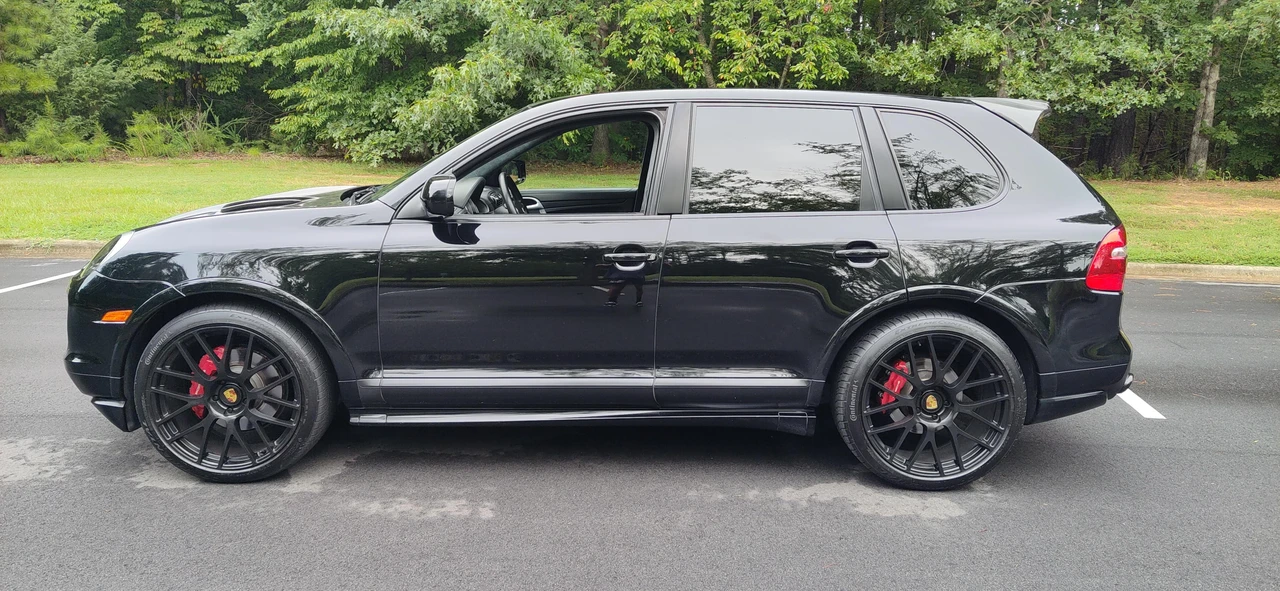 2009 Porsche 955/957 Cayenne GTS - Image 10 of 31