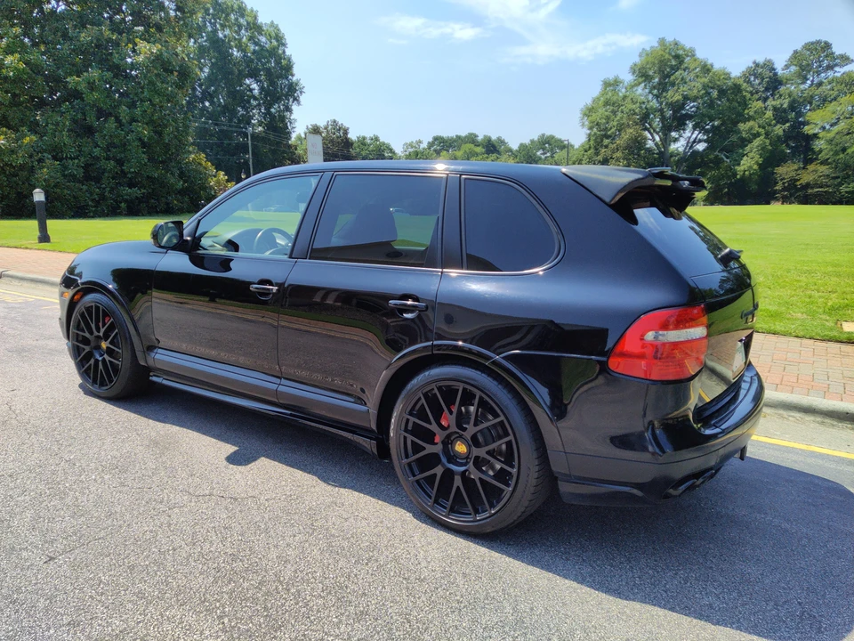 2009 Porsche 955/957 Cayenne GTS - Image 14 of 31