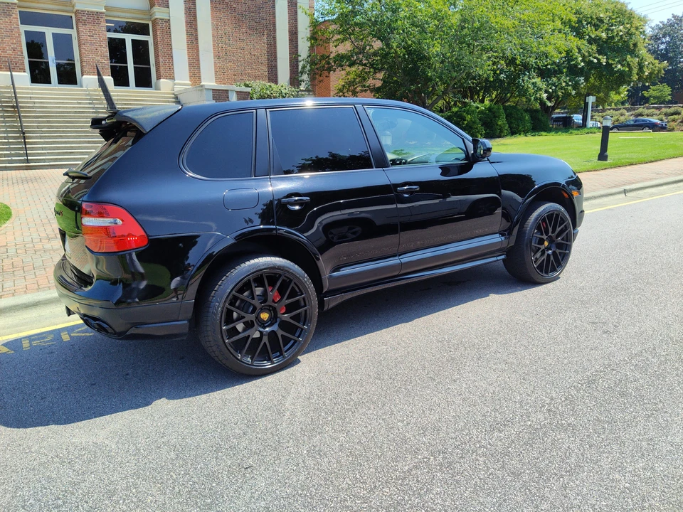 2009 Porsche 955/957 Cayenne GTS - Image 18 of 31