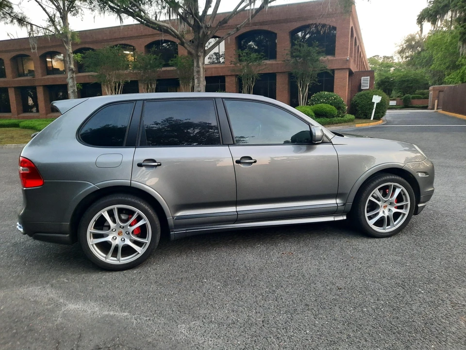 2009 Porsche 955/957 Cayenne GTS - Image 16 of 31
