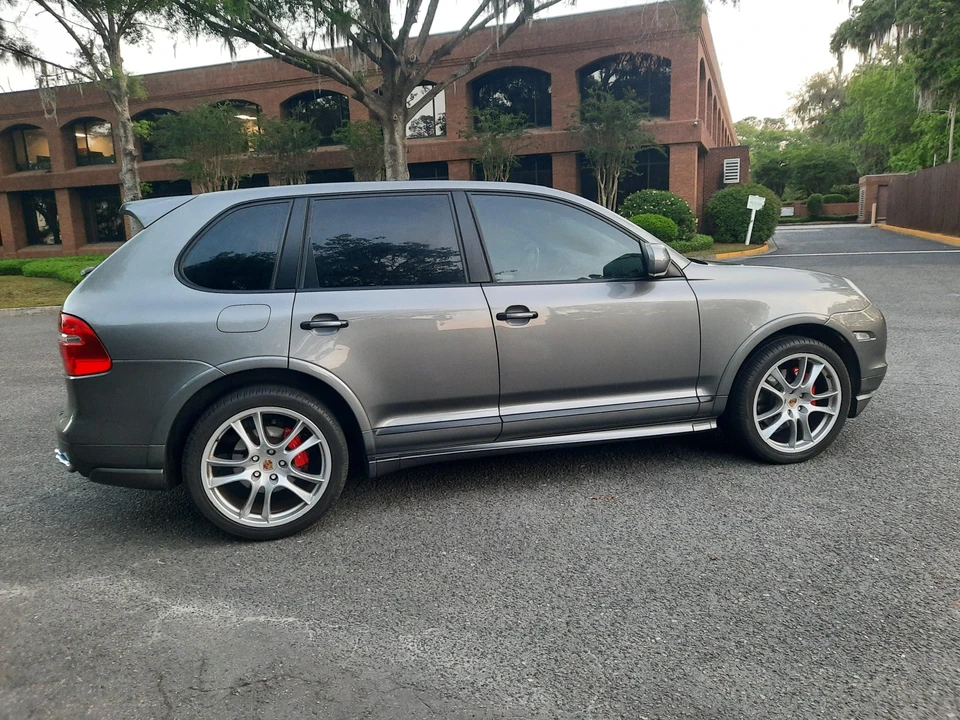 2009 Porsche 955/957 Cayenne GTS - Image 17 of 31